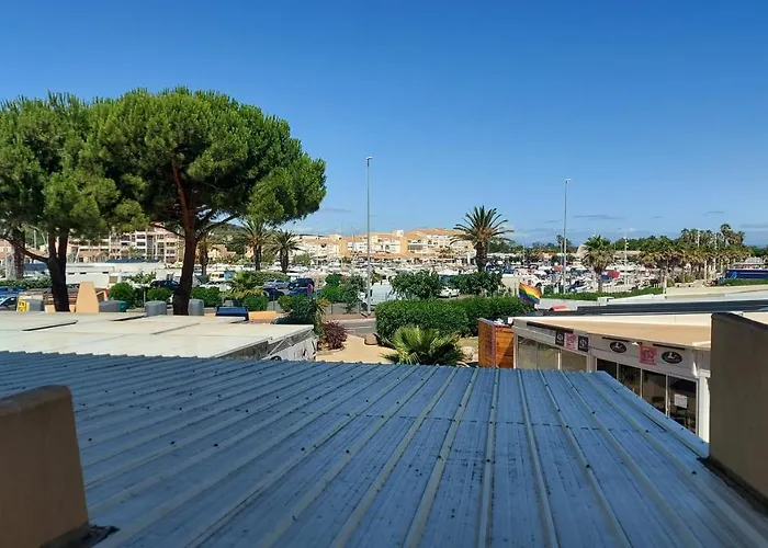 Natural 518 Apartment